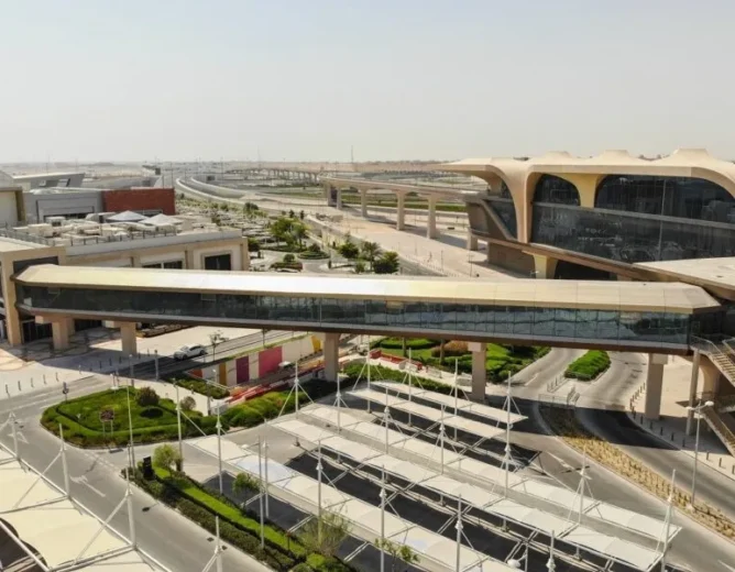 MALL OF QATAR CONNECTION BRIDGE